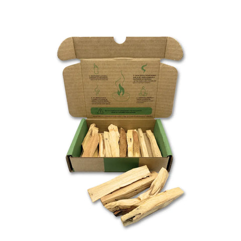 Palos de palo santo rústicos